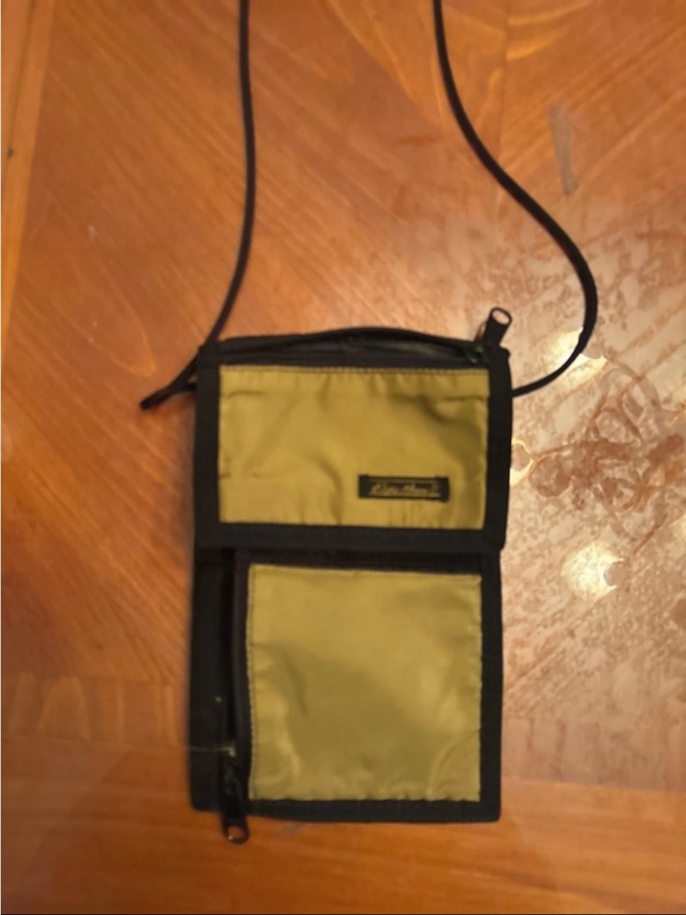 Eddie Bauer Olive Green Travel Neck Pouch with Black Trim